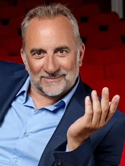 Portrait d’Antoine Duléry, parrain du Théâtre La Carreterie
